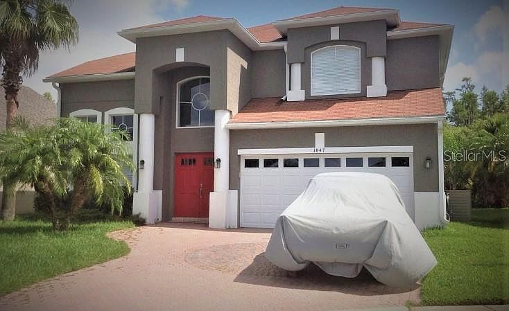 1st image of 1047 N Breeze Ct