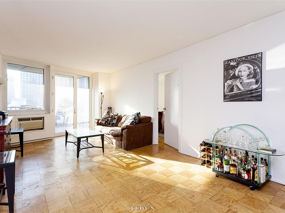 1st image of 230 W 55th St APT 16D