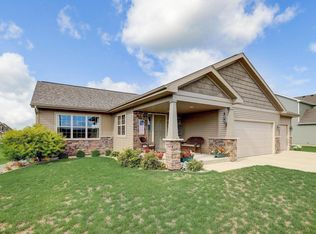 4023 Taunton Rd, Windsor, WI 53598