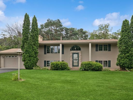 7381 Concerto Curv NE, Fridley, MN 55432