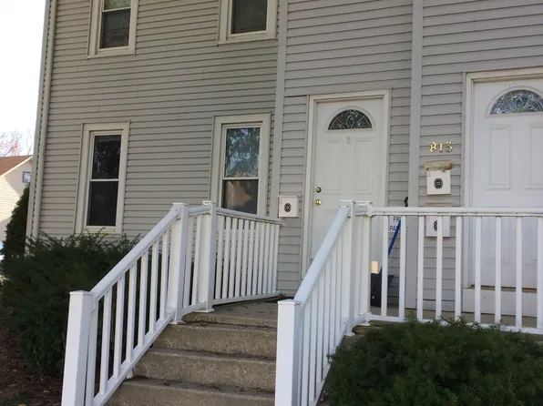 813 S 3rd St APT 3, Watertown, WI 53094