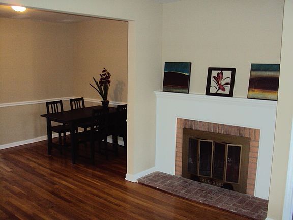 2nd image of 2142 Culver Dr