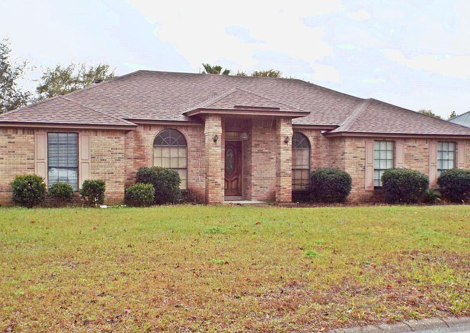 1st image of 963 Sweetwood Ct
