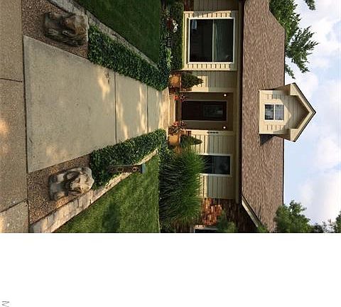 2nd image of 6809 River Hollow Ct