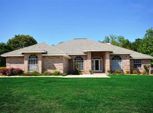 3026 Pine Valley Dr, Pace, FL 32571