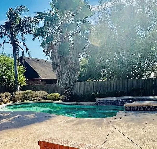15 Valles Ct — Photo 3