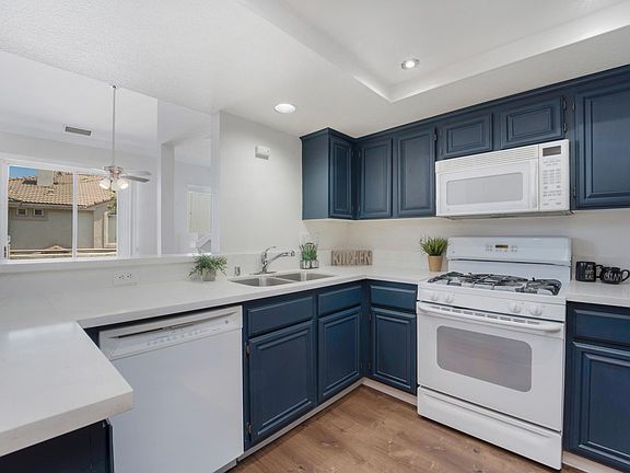 5th image of 1036 N Turner Ave APT 181