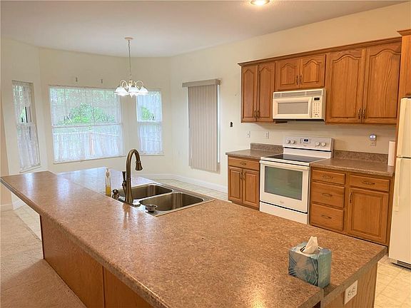 5th image of 339 Concord Dr