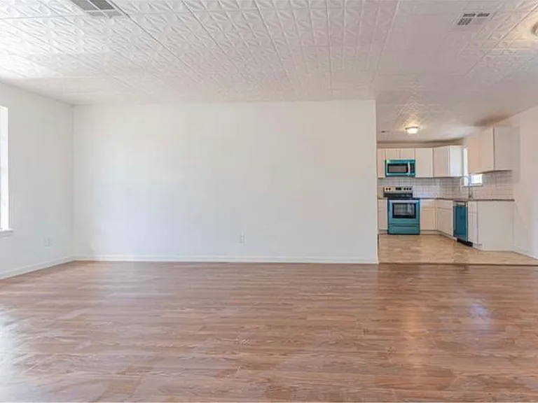 5220 S Briarwood Dr — Photo 4