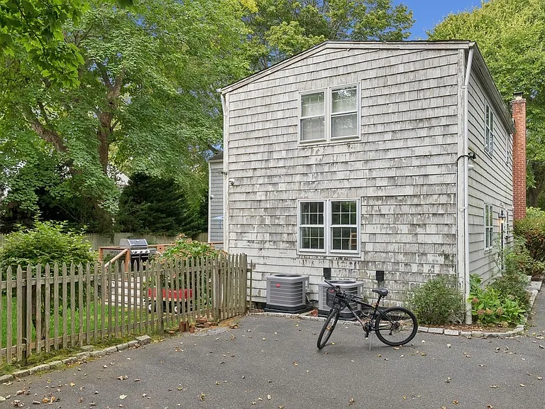 414 Main St — Photo 35