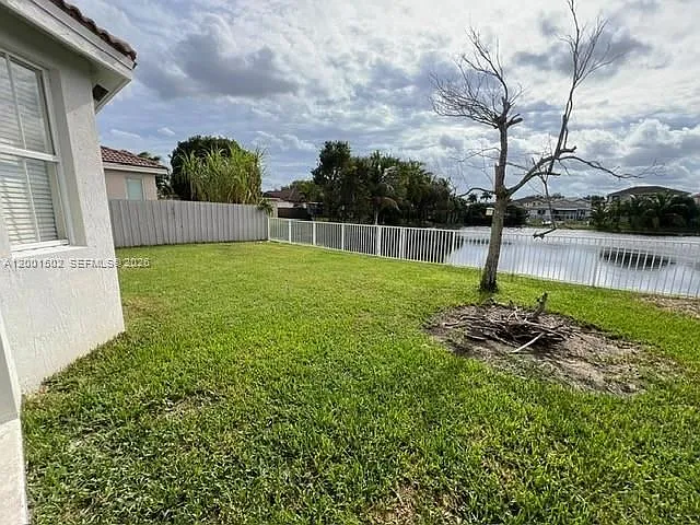 16568 SW 54th St — Photo 8