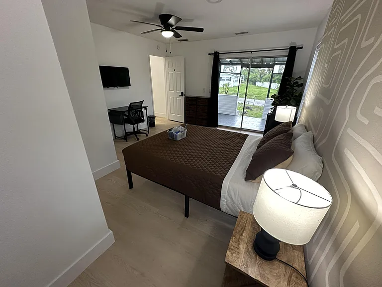 Cadillac Dr — Photo 1