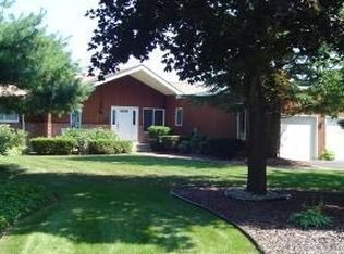 457 Grove Ave, Patchogue, NY 11772