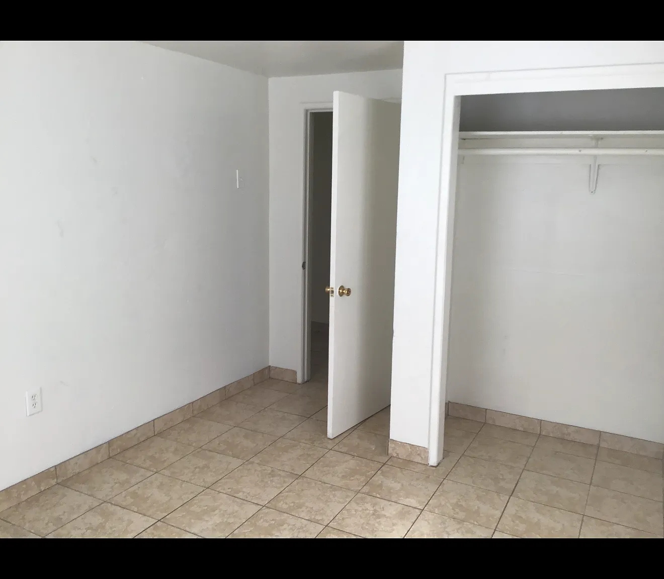 1 bed, 600 sqft, $1,000 — Photo 2