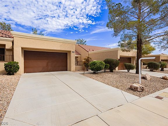 3rd image of 9424 Gold Mountain Dr