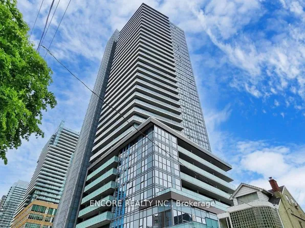 125 Redpath Ave #2212, Toronto, ON M4S 2J9