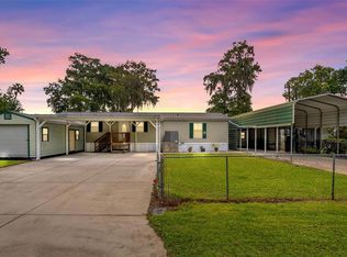 56310 Redbud Rd, Astor, FL 32102