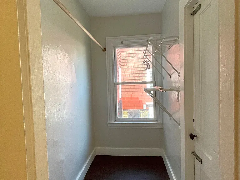 48 Lyon St #1 — Photo 10