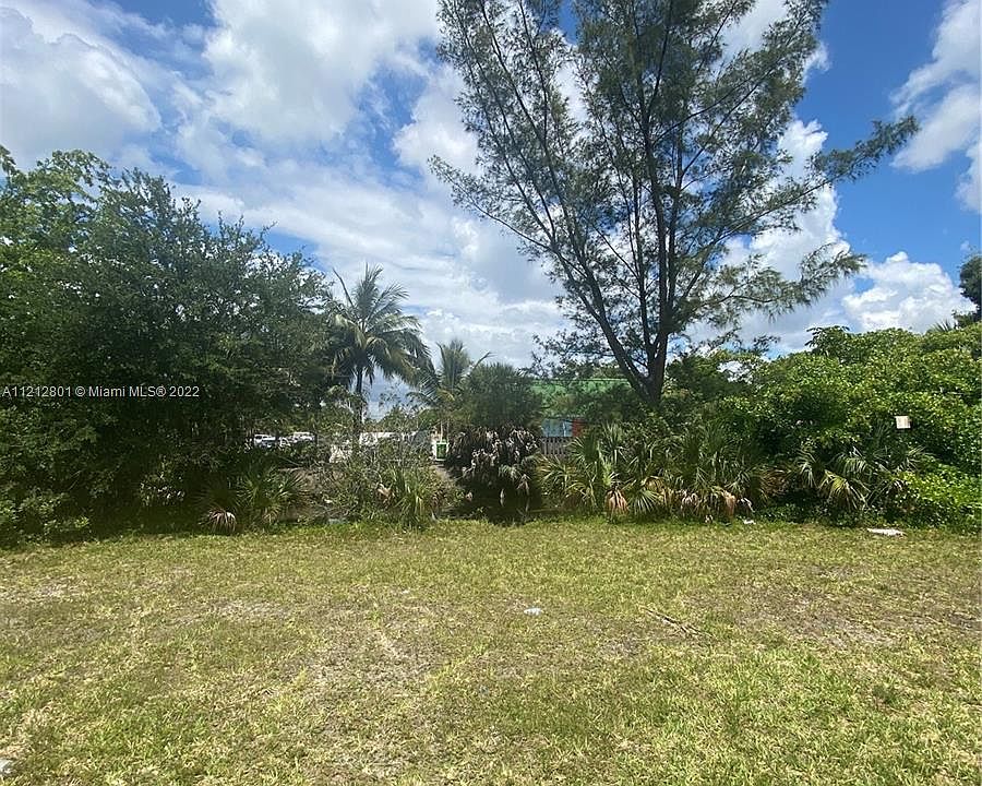 2nd image of 2401 NW 56th Ave #3-102