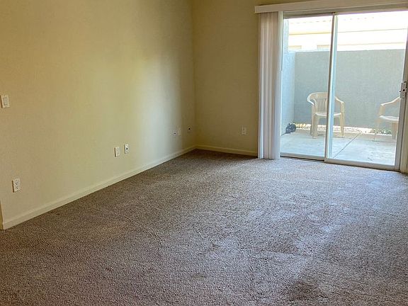 5th image of 885 Halidon Way #1713