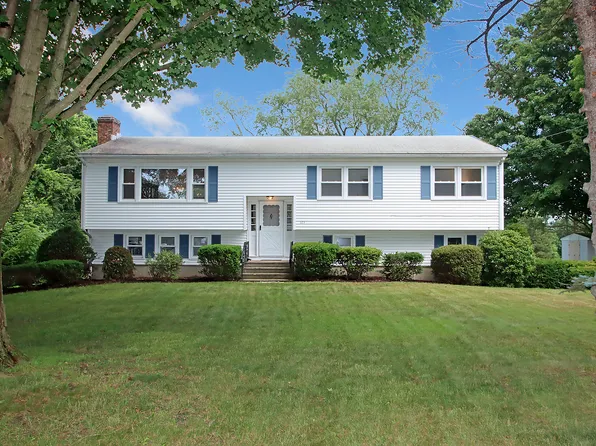 523 Treat Lane, Orange, CT 06477