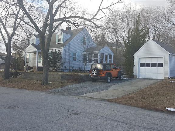 2nd image of 49 Piedmont St