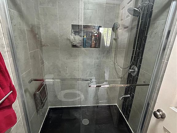 5th image of 1089 S Walden Way #109
