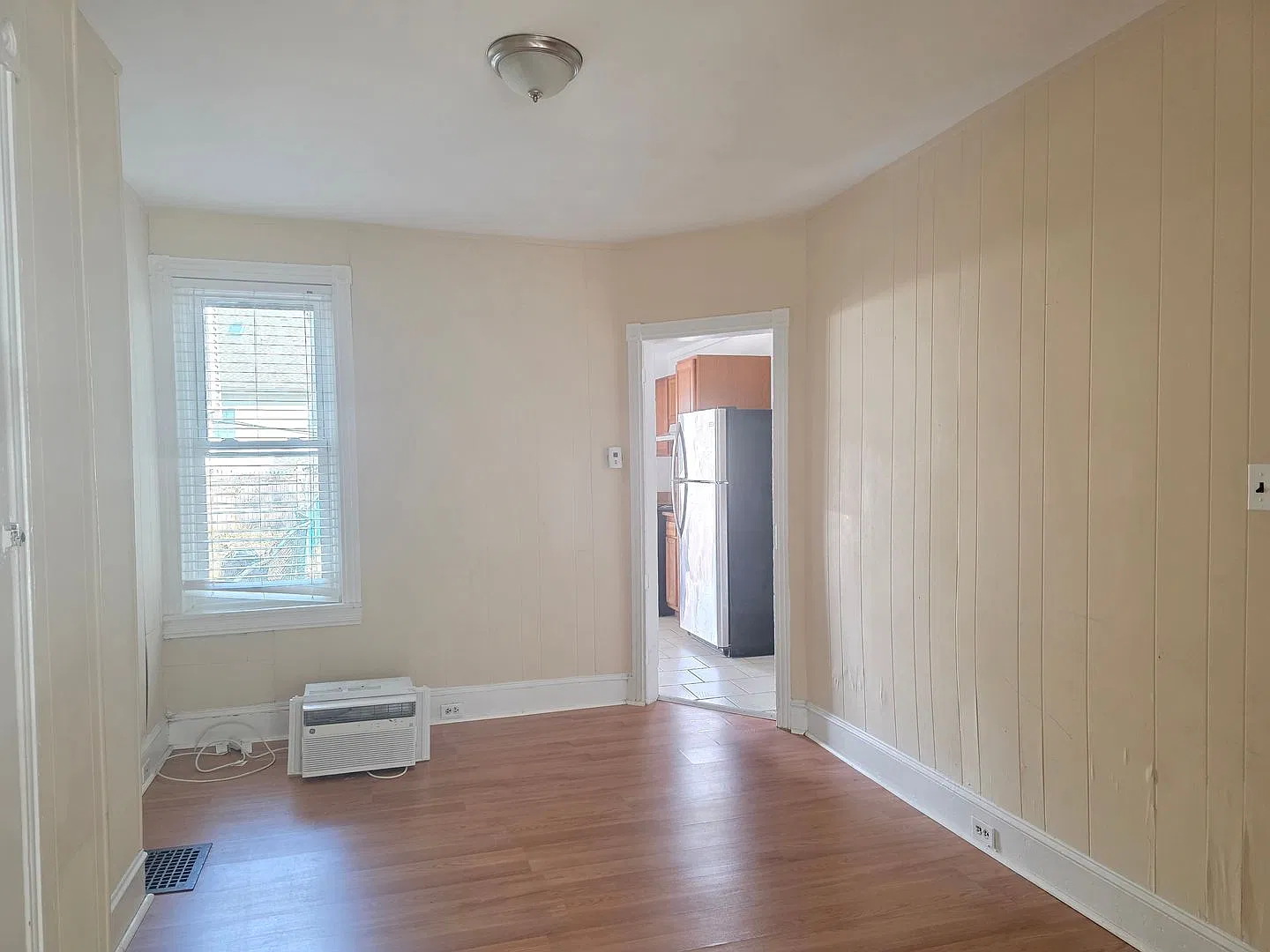 3 bed-1 Bath Available Now! — Photo 2