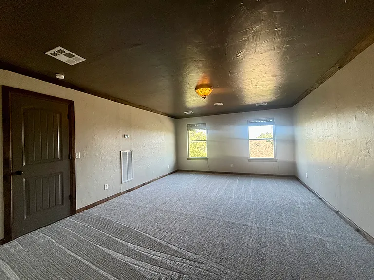 2114 Savona Ln — Photo 59