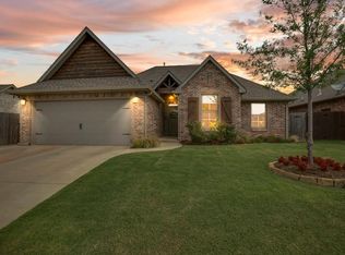 9121 NW 139th St, Yukon, OK 73099