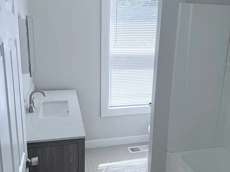 16 Dickerman St — Photo 12