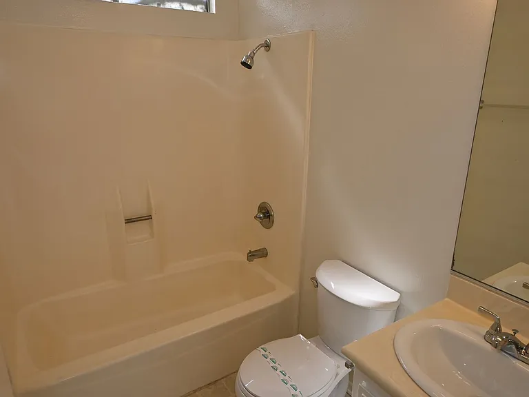 MAR812 — Photo 25