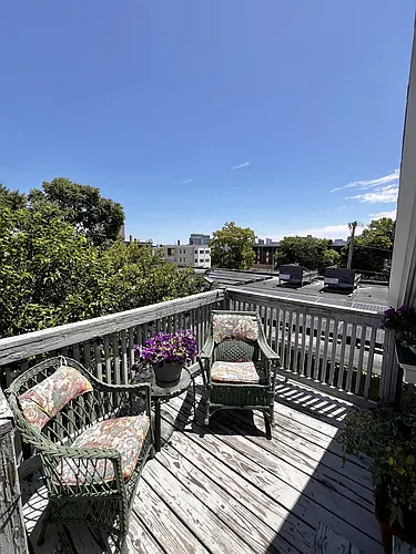53 Beacon St Photo 1