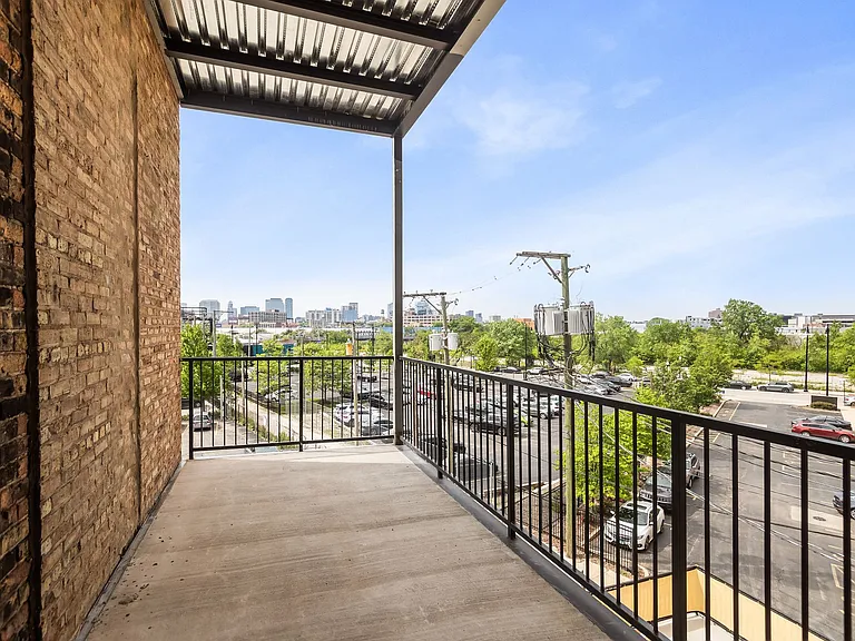 The Evergreen Lofts — Photo 9