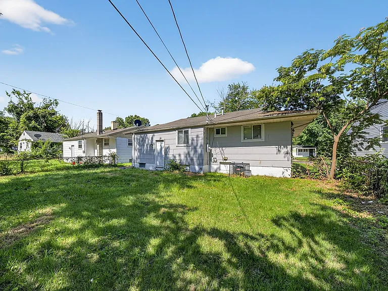 10772 Spring Garden Dr — Photo 30
