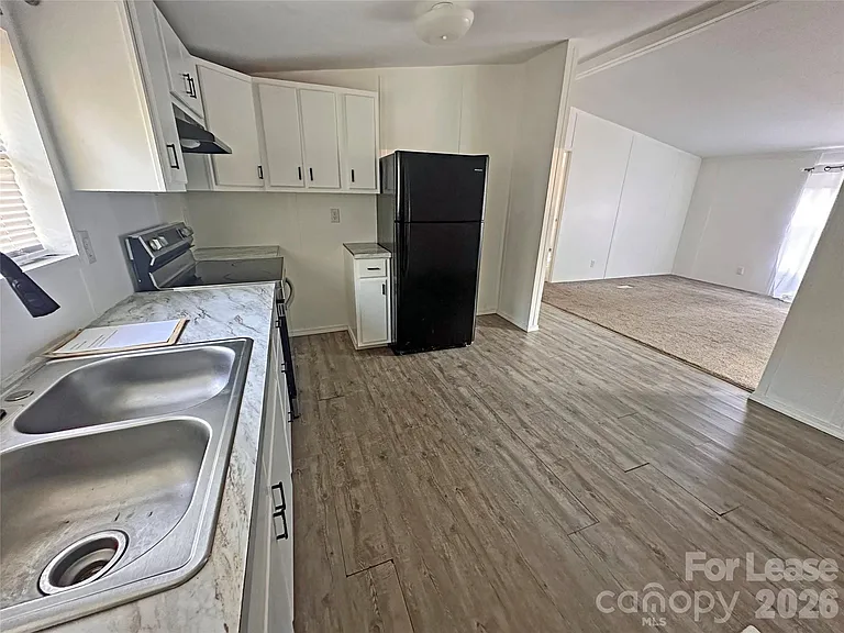 1844 Drew Dr — Photo 19