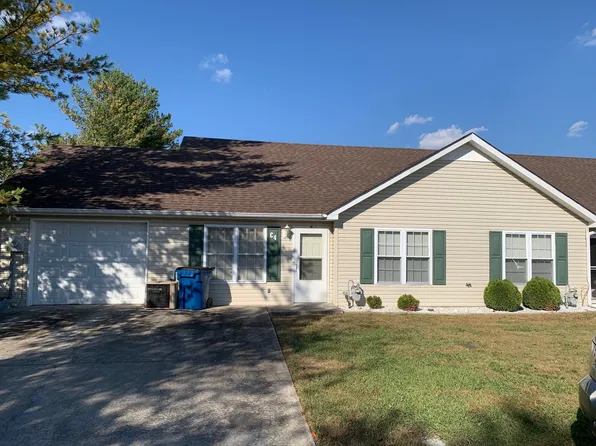 1150 Doak Rd APT C4, Manchester, TN 37355