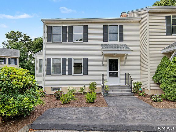 2nd image of 2 Castle Meadow Drive #2