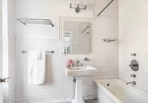 5th image of 617 W End Ave #5B