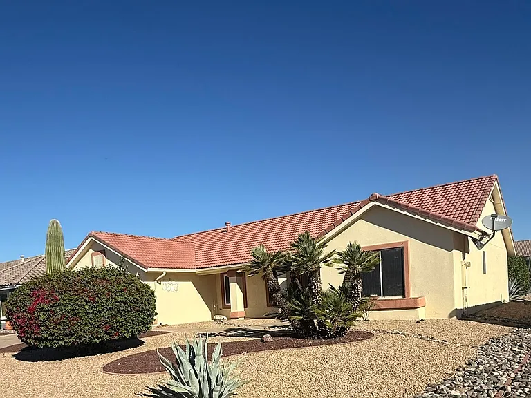 14518 W Heritage Dr — Photo 2