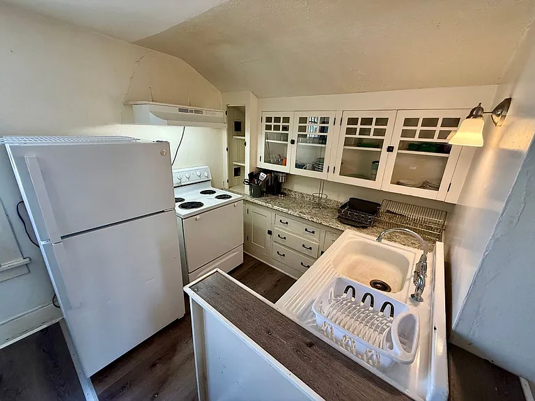 627 Prospect Ave — Photo 12