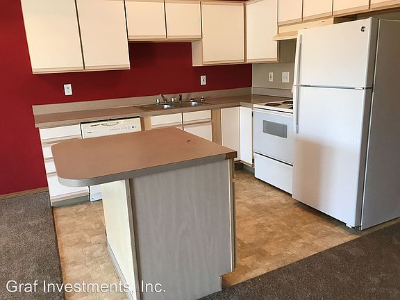 2nd image of 311 W Naches Ave APT 27