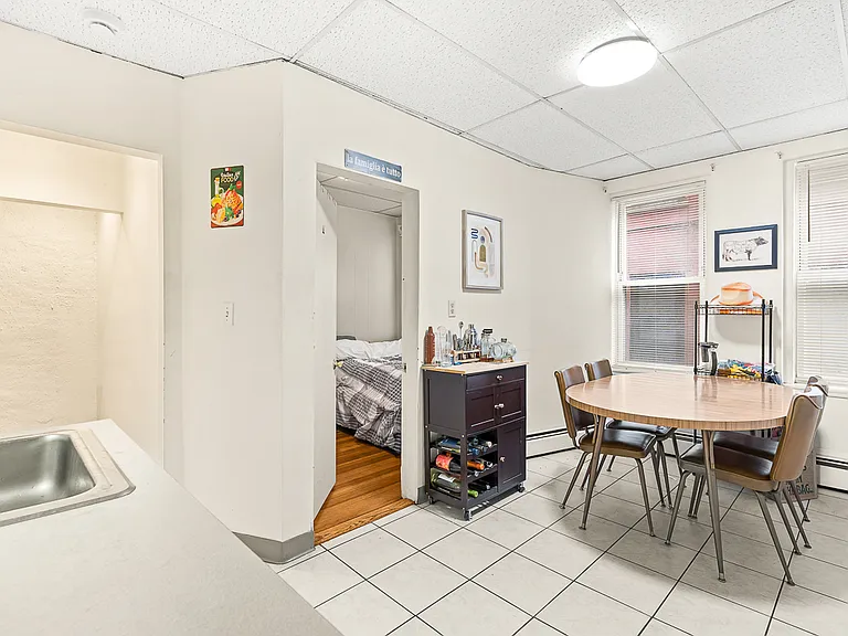 4 Baldwin Pl #1 — Photo 2