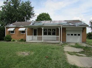 1529 S Detroit St, Bellefontaine, OH 43311