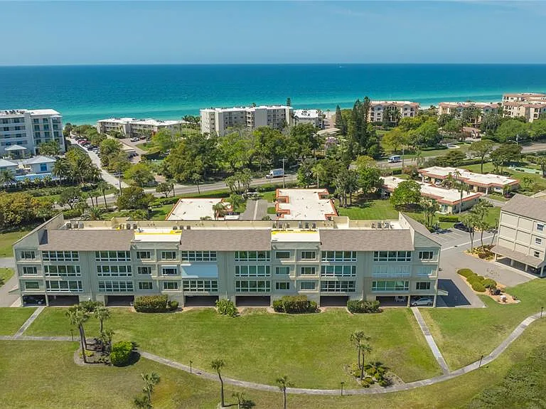 4780 Gulf Of Mexico Dr #5 — Photo 60