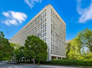 1400 E 55th Pl APT 702S, Chicago, IL 60637