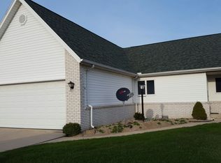 4309 Townhouse Dr #E, Oregon, OH