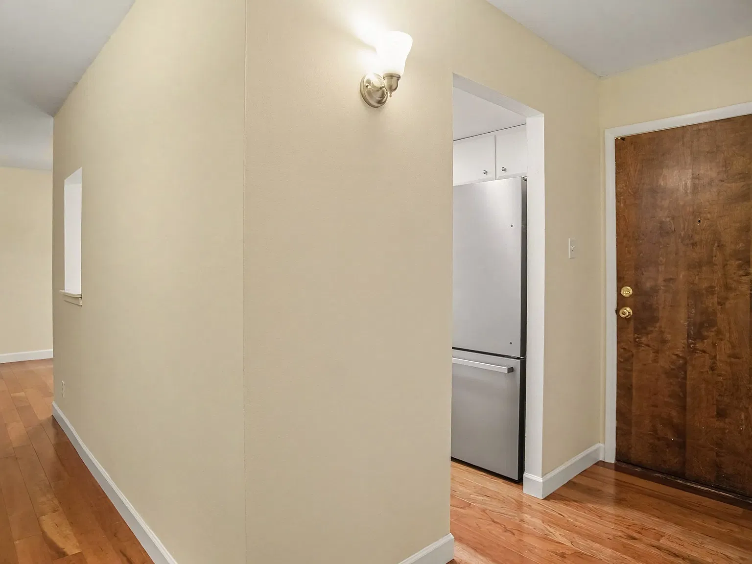 2 bed, 1004 sqft, $1,975 — Photo 1