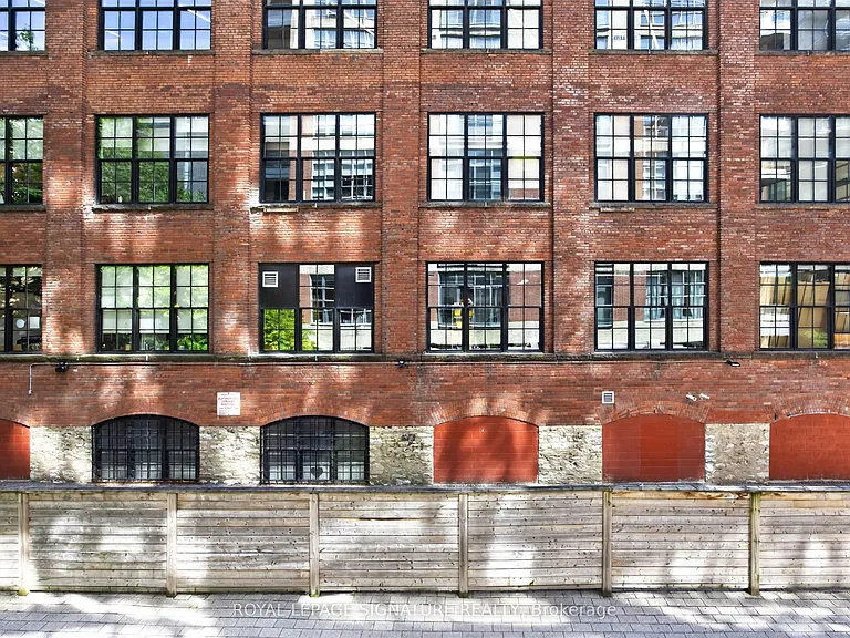 23 Brant St #213 — Photo 23