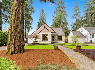 9718 NE Skidmore St, Portland, OR 97220